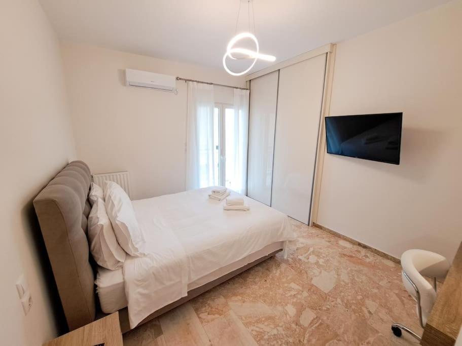 Luxury Suite Patras Esterno foto