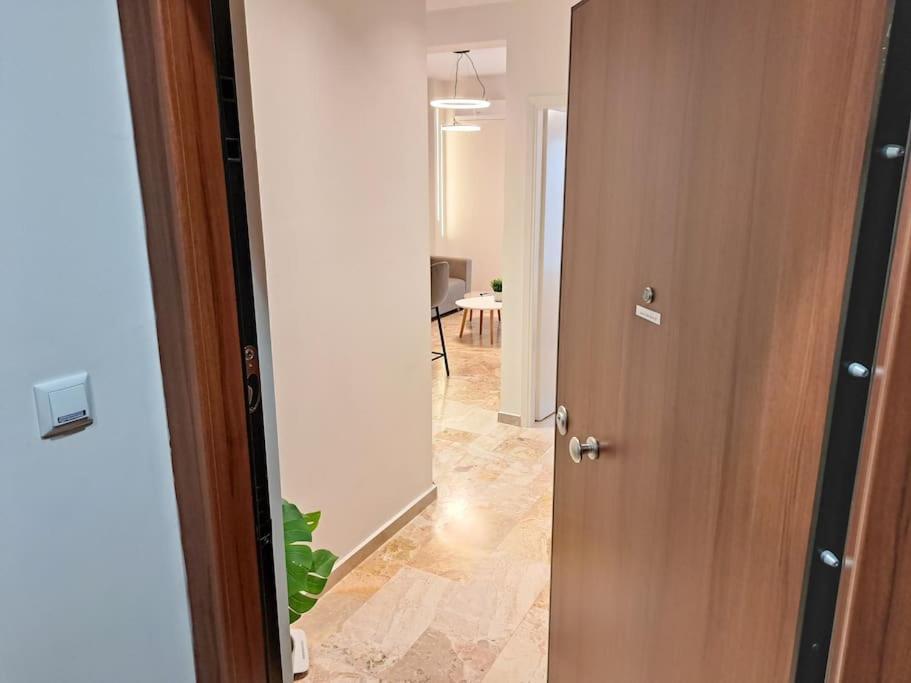 Luxury Suite Patras Esterno foto