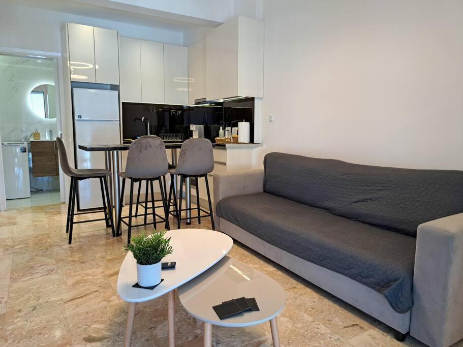Luxury Suite Patras Esterno foto