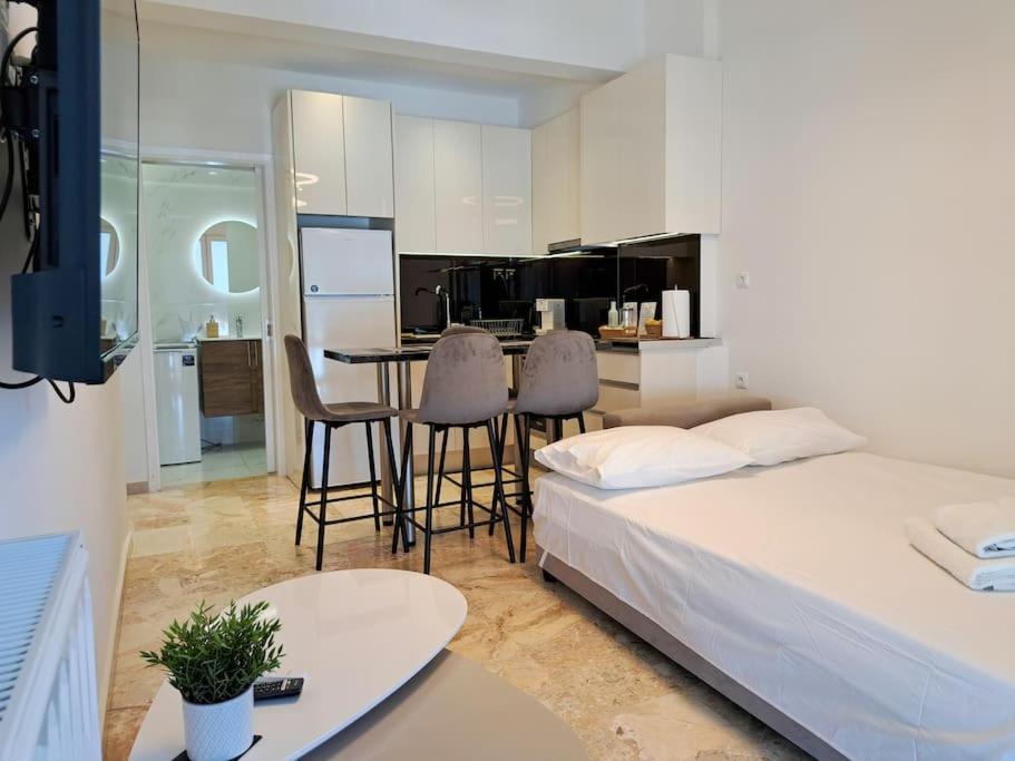 Luxury Suite Patras Esterno foto
